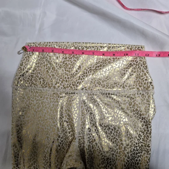 CARBON38 gold metallic leopard high rise athletic‎ 7/8 legging M - Picture 6 of 10